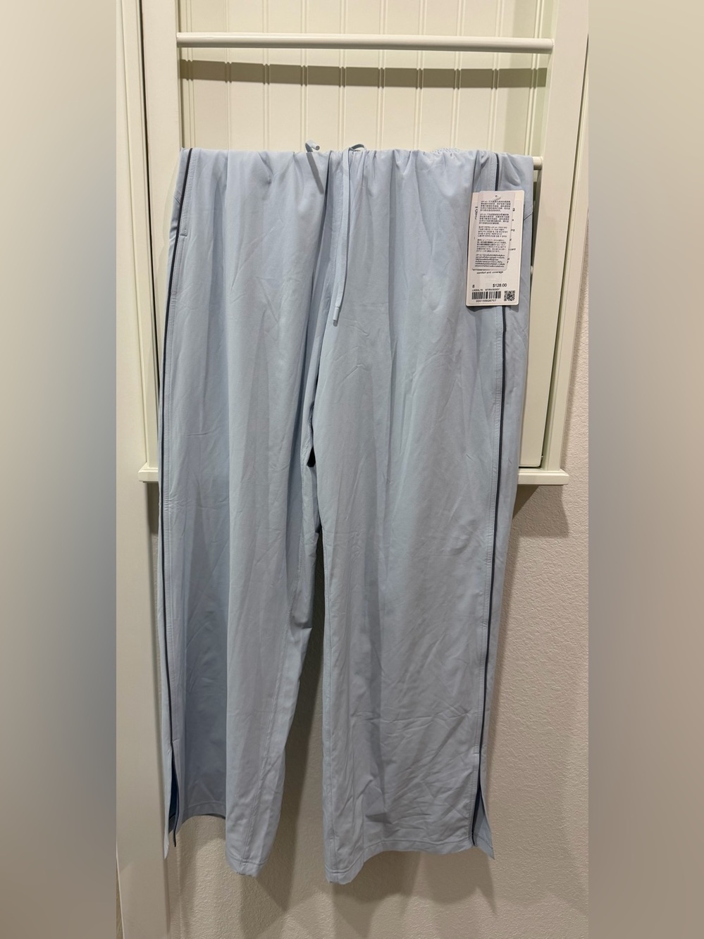 *NEW WITH TAGS (NWT) Lululemon Court Rival Wide-Leg Track Pants
